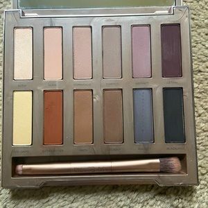 Urban Decay Naked Ultimate Basics Eyeshadow Palette
